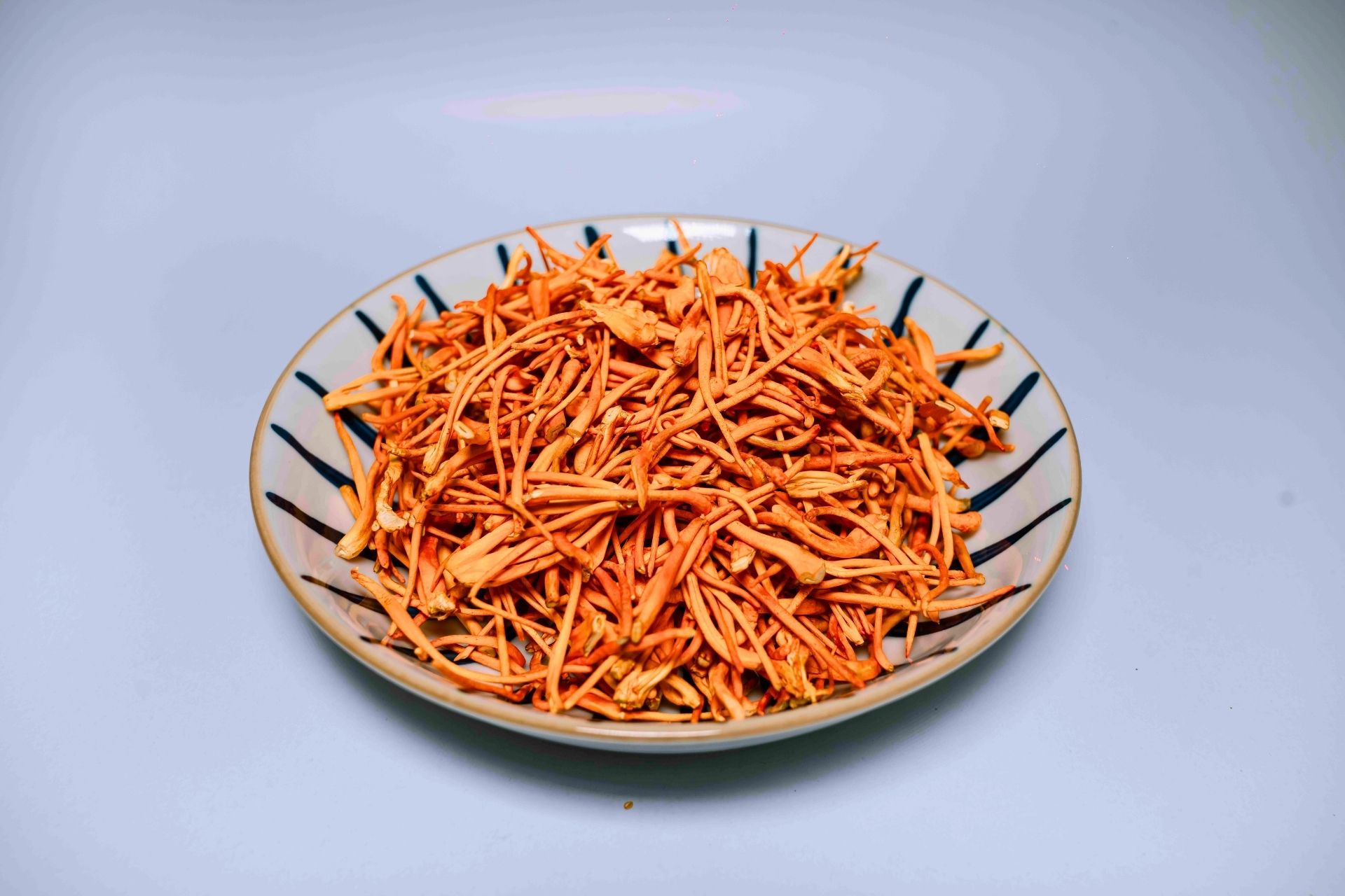 Nấm Đông Trùng Hạ Thảo Sấy Thăng Hoa – Thảo Dược Quý Cho Sức Khỏe Mỗi Ngày