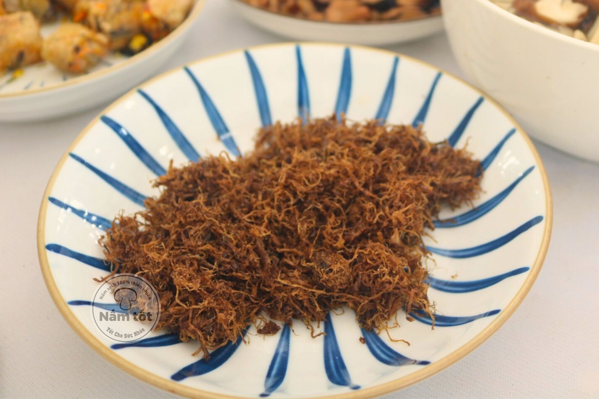 Hương Vị và Cảm Quan Ruốc chân Nấm Hương Tươi và Khô